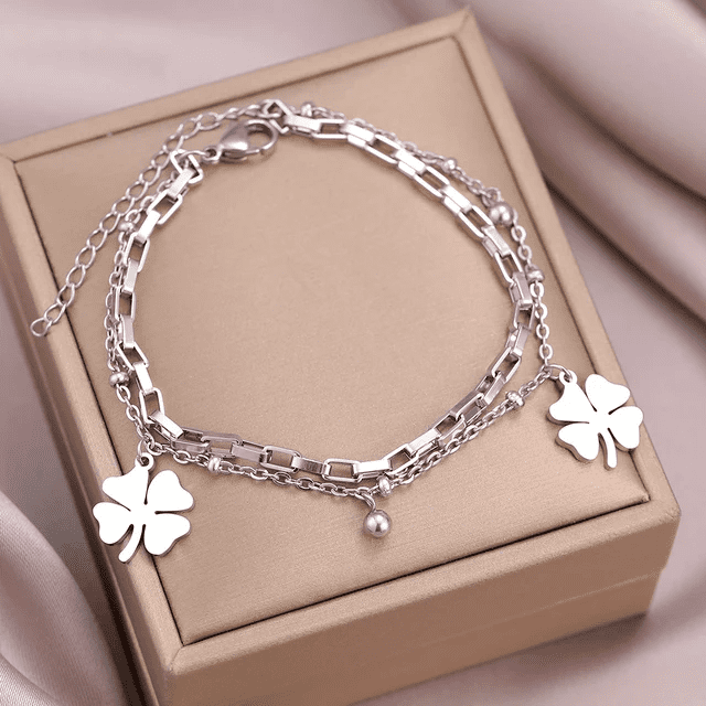 Four-Leaf Clover Bracelet - TikTok Favorite