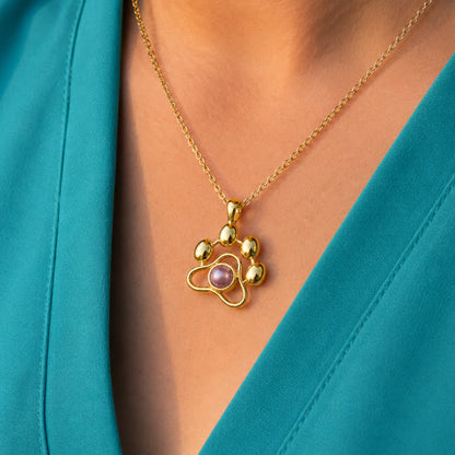 Personalized pet photo necklace with gold-finished pendant - photo 2